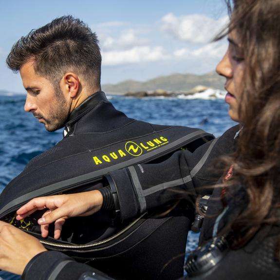 BLIZZARD PRO - Men's Dive Drysuit - Image 10